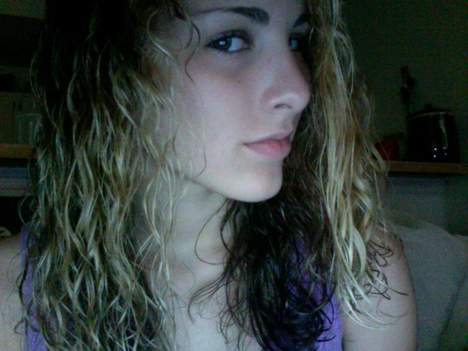 Sandra belle et jolie jeune femme de 26 ans sur Nantes cherche un plan cul