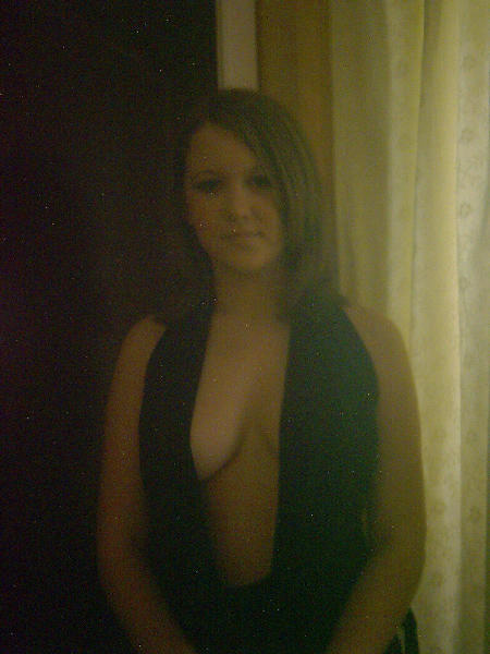 JF 21 ans cherche homme ou couple pour dial coquin