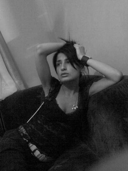 Jeune femme gourmande sur Tours cherche un plan cul