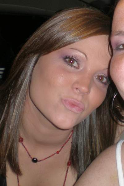 Charlotte cherche une bonne queue sur Lille
