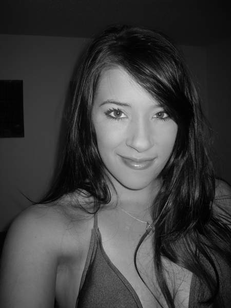 Pauline cherche un gars pour séance anal sur Paris