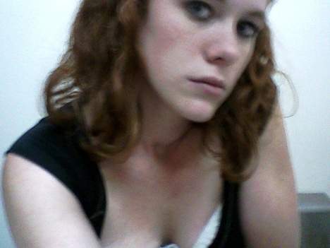 Elodie cherche un mec à pomper sur Paris