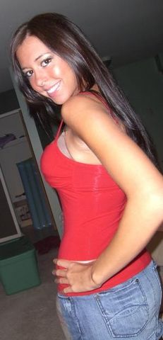 Lise en manque de teub cherche un plan cul Lise en manque de teub cherche un plan cul