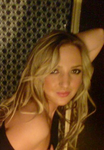 Femme blonde pou plan cul sur Nantes Femme blonde pou plan cul sur Nantes