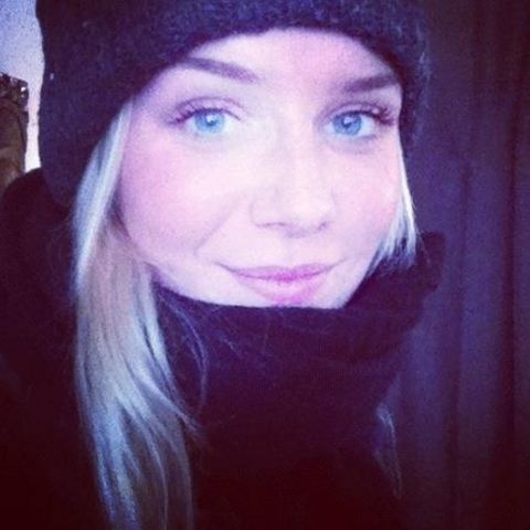 Sophie cherche un plan cul pour ce week end Sophie cherche un plan cul pour ce week end