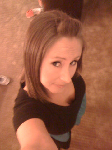Femme de 26 ans sur Laval cherche un plan cul