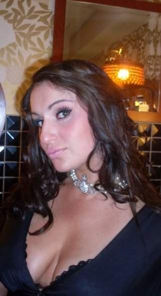 Emilie belle brune de 29ans sur Toulon