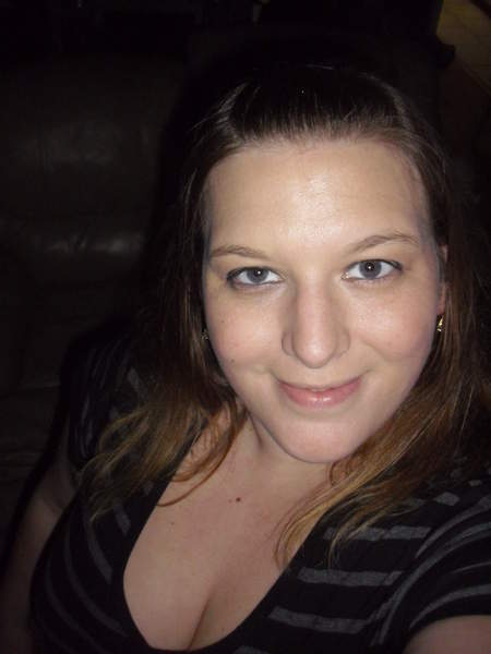 Isabelle fille légèrement timide cherche un plan cul