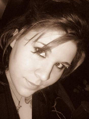 Helene sur Avignon cherche un homme libre pour un plan cul