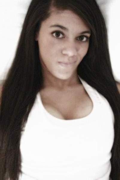 Jeune femme sur Dijon cherche un plan cul