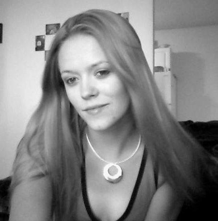 Jessy 27ans mais assez timide cherche un plan cul sur Tours