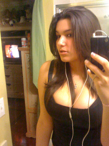 Femme vers Grenoble aimerais rencontrer un homme pour relation sexuelle