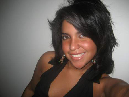 Femme Bordeaux recherche 2 hommes pour lui faire l'amour