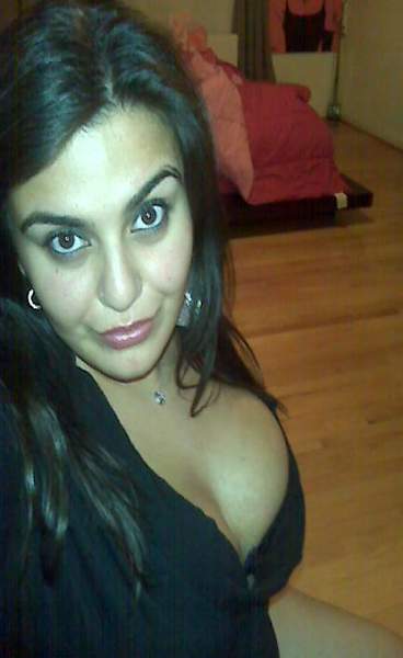 Femme sur Cannes qui aime le sexe cherche un plan cul