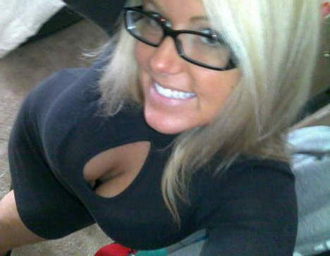 Estelle femme mature de 43 ans sur Paris cherche un plan cul