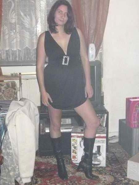 Laure sur Versailles dans le 78 cherche un plan cul