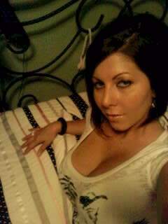 Veronique belle cochonne de 29 ans sur Paris cherche un plan cul