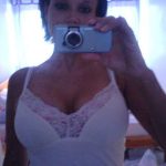 Femmes 27ans et un peu salope cherche hommes coquins sur Perpignan pour moments coquin