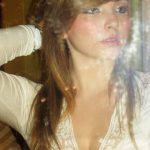 Jeune femme cherche un homme assez coquin voir cochon sur Chartres