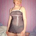 Jeune petite puce de 19 ans désir rencontrer un homme qui aura envie de s’occuper de mon corps