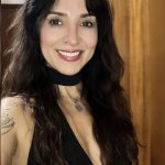 Alix cherche un plan cul discret pour voir si elle plait encore